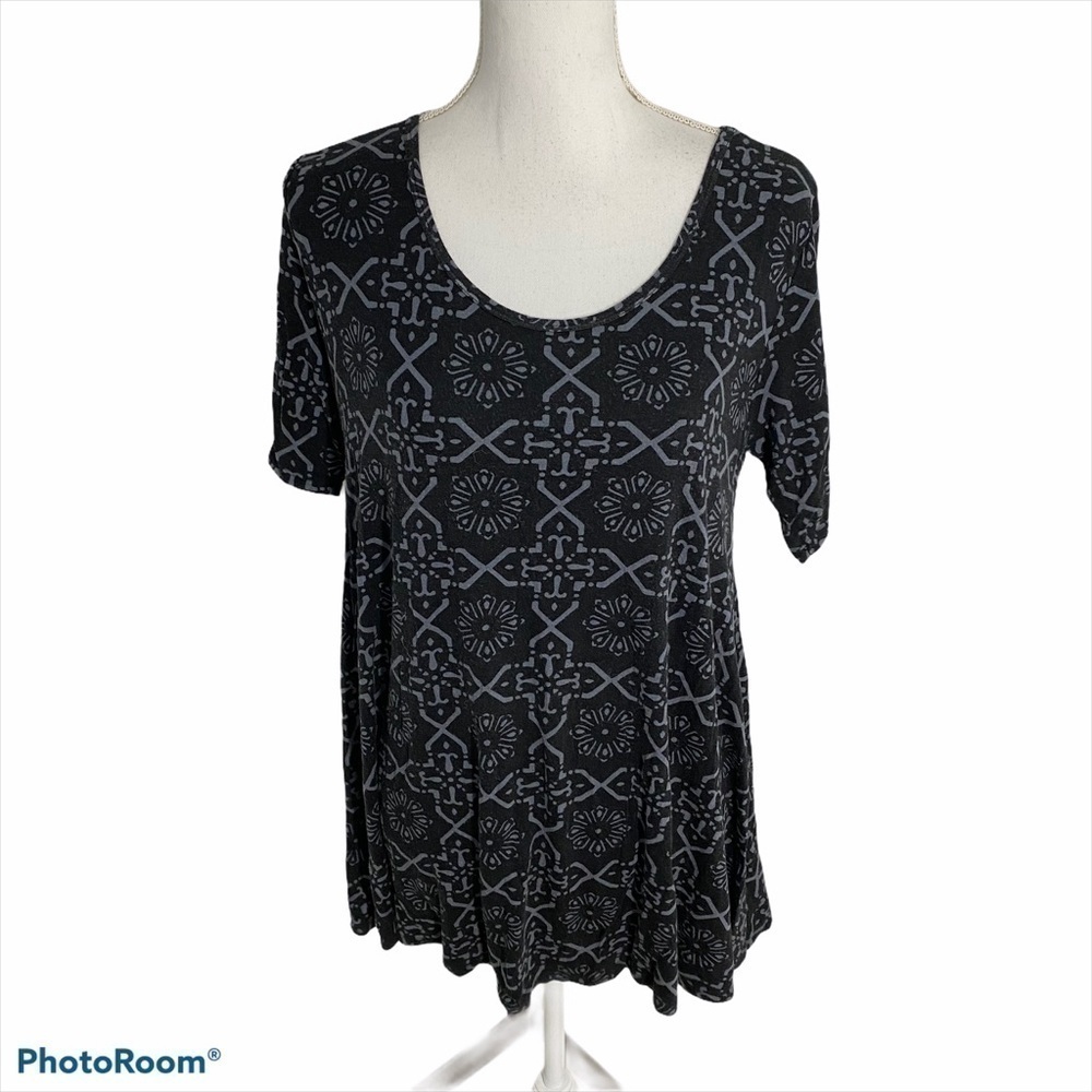 Lularoe Gray Petal Print Top XS Women’s